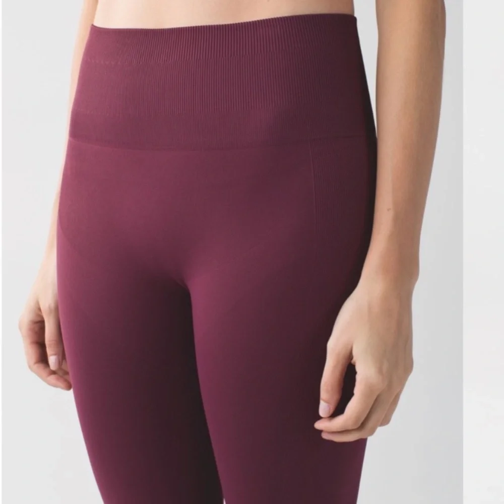 Lululemon Zone In tights - Picture 2 of 9